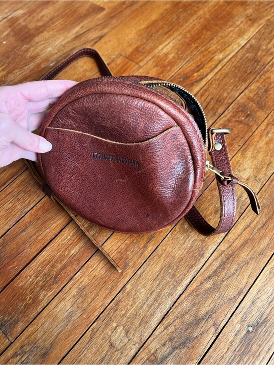portland leather goods Handbags - Portland Leather Goods Round Crossbody Bag